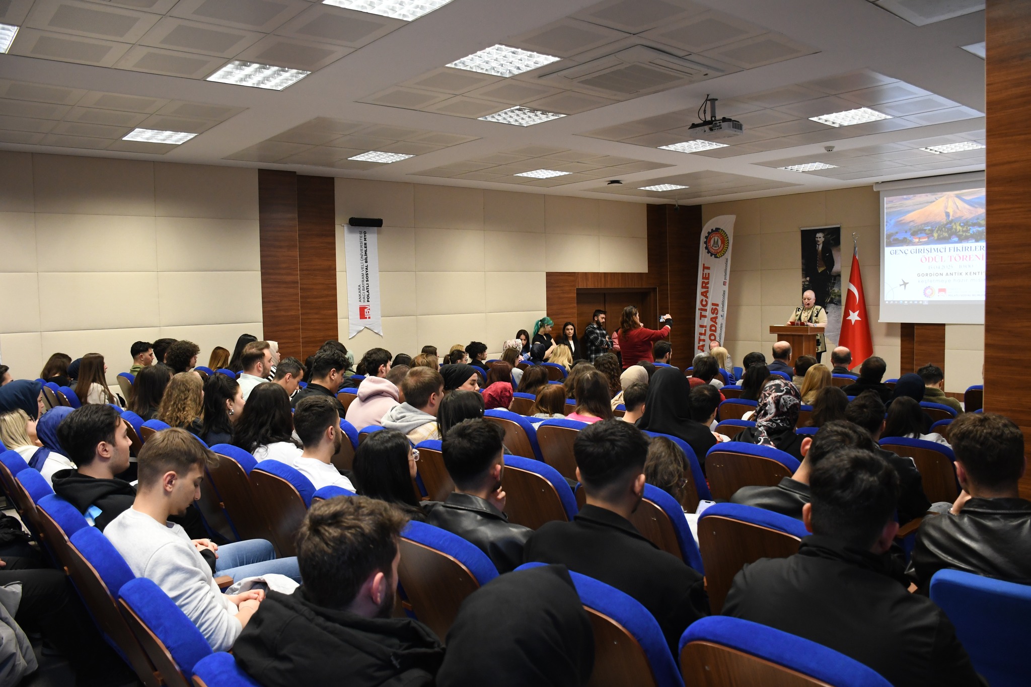 490654629_2392178677816296_4788981971012562772_n